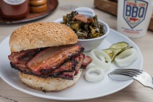 barbecue burger at central city barbecue - barbecue in new orleans - What to Eat for Dinner at Central City BBQ